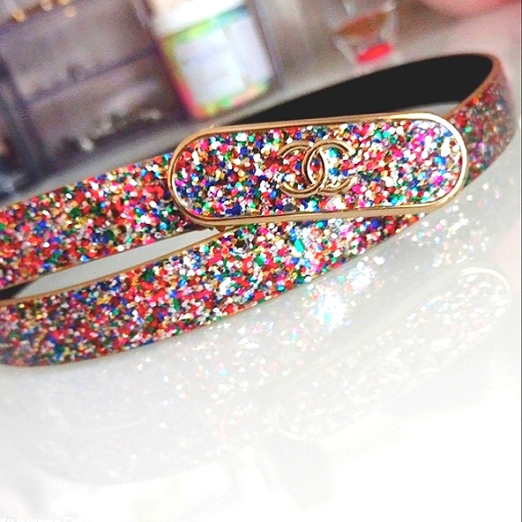 SOLD  Chanel 17K Astronaut Collection Multicolored (Glitter) Belt - Picture 4 of 15